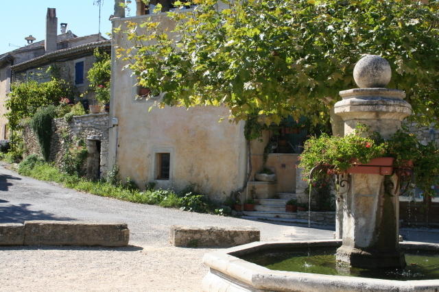فيلا La Salamandre Bleue Chantemerle-lès-Grignan المظهر الخارجي الصورة